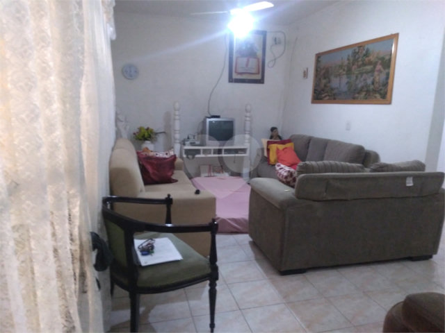 Sobrado à venda com 4 quartos, sendo 3 suítes,  em Limão, São Paulo, SP