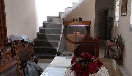 Casa à venda com 3 suítes em Vila Emir, São Paulo, SP