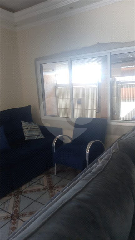 Casa à venda com 5 quartos, sendo 2 suítes, em Jardim Santa Clara, Guarulhos, SP