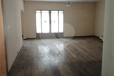 Sobrado à venda ou para alugar com 5 quartos, sendo 1 suíte,  em Vila Ida, São Paulo, SP