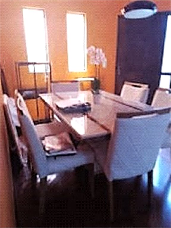 Sobrado à venda com 3 quartos, sendo 1 suíte, em Vila Mariza Mazzei, São Paulo, SP