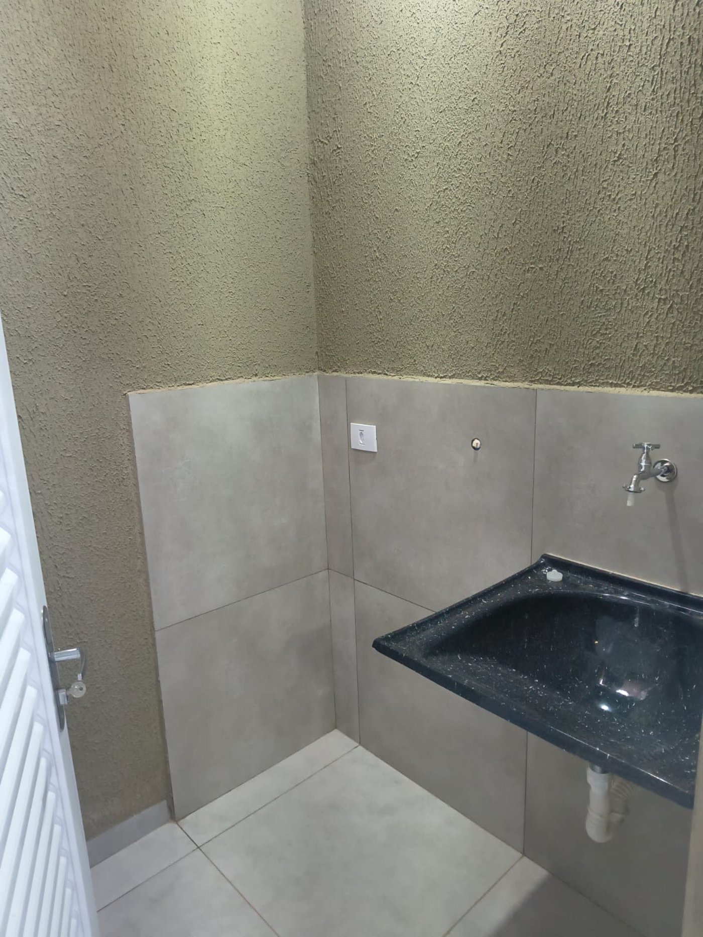 Casa à venda com 1 quarto em Jardim Alvorada, Três Lagoas, MS