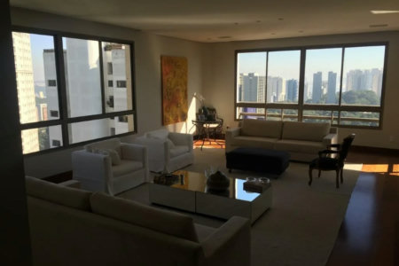 Apartamento à venda ou para alugar com 4 suítes em Vila Suzana, São Paulo, SP