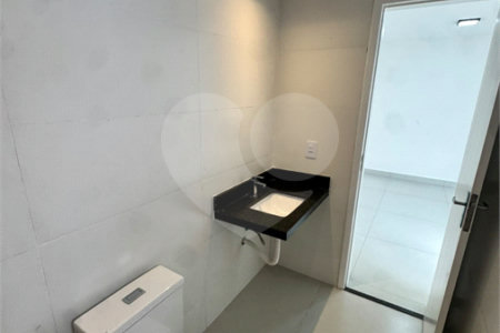 Casa à venda com 2 quartos, sendo 1 suíte, em Pedra de Guaratiba, Rio de Janeiro, RJ