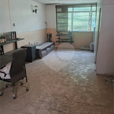 Casa à venda com 3 quartos, sendo 1 suíte,  em Tijuca, Rio de Janeiro, RJ