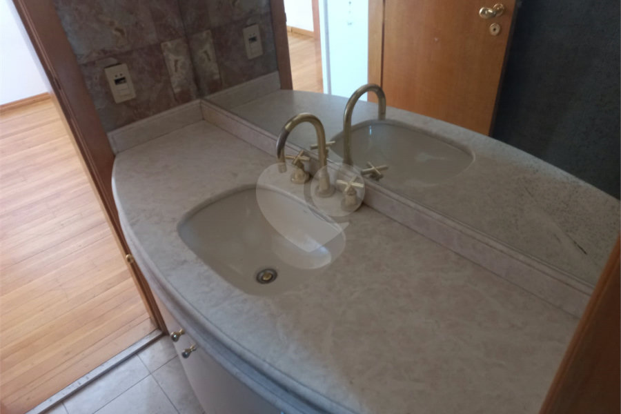 Apartamento à venda com 3 quartos, sendo 2 suítes, em Santana, São Paulo, SP