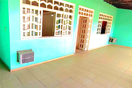 Casa à venda com 3 quartos, sendo 1 suíte, em Senador Vasconcelos, Rio de Janeiro, RJ