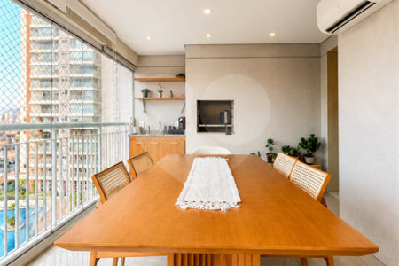 Apartamento à venda com 2 quartos, sendo 1 suíte, em Santo Amaro, São Paulo, SP
