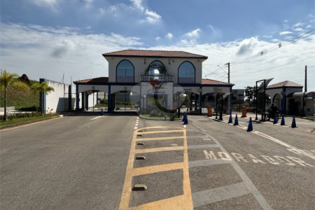 Casa à venda com 3 quartos, sendo 1 suíte, no condomínio Jardim, Sorocaba - SP