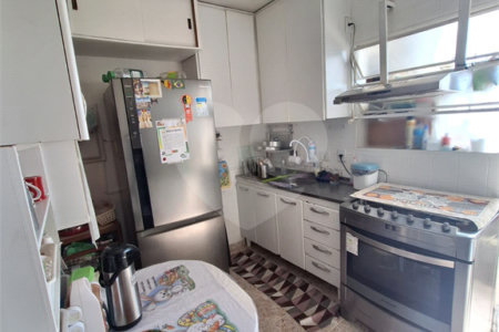 Apartamento à venda com 3 quartos em Vila Pompéia, São Paulo, SP