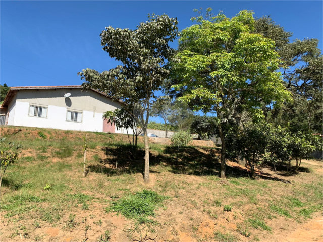 Casa à venda com 3 quartos, sendo 1 suíte,  em Olho D'água, Mairiporã, SP