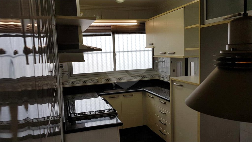 Apartamento à venda com 3 quartos, sendo 1 suíte, em Alto da Lapa, São Paulo, SP
