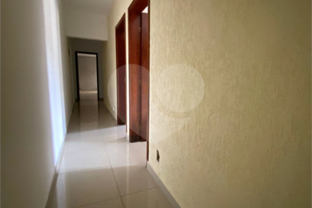 Sobrado à venda com 5 quartos em Jardim São Pedro, Mogi das Cruzes, SP