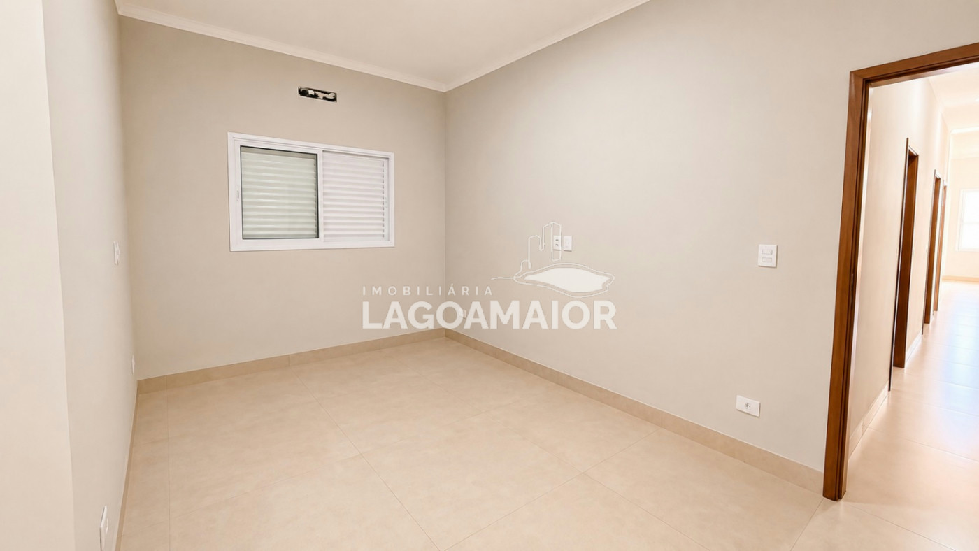 Casa à venda com 3 quartos, sendo 1 suíte,  em Jardim dos Ipês, Três Lagoas, MS