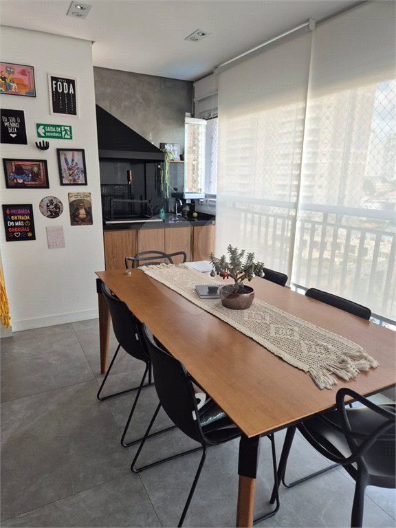 Apartamento à venda com 2 quartos, sendo 1 suíte,  em Quarta Parada, São Paulo, SP