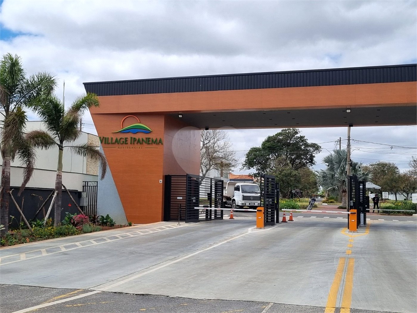 Terreno à venda no condomínio Village Ipanema 1, Araçoiaba da Serra - SP
