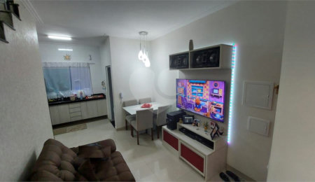 Casa à venda com 2 quartos em Vila Gustavo, São Paulo, SP