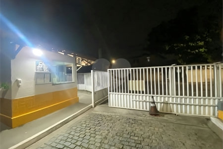 Apartamento à venda com 2 quartos em Santíssimo, Rio de Janeiro, RJ