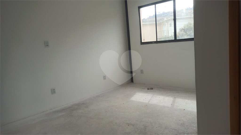 Casa à venda com 3 suítes no condomínio Serra da Estrela, Atibaia - SP