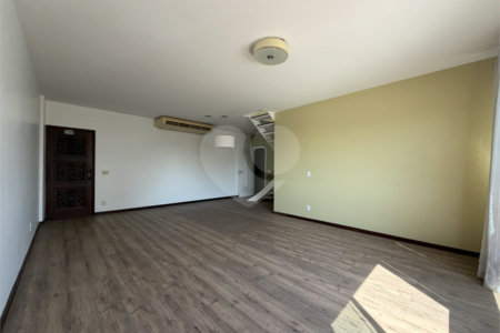 Cobertura à venda com 4 quartos, sendo 1 suíte, em Tijuca, Rio de Janeiro, RJ