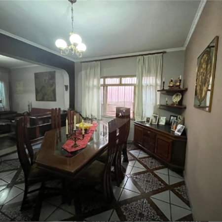 Casa à venda com 4 quartos, sendo 2 suítes, em Vila Rosália, Guarulhos, SP
