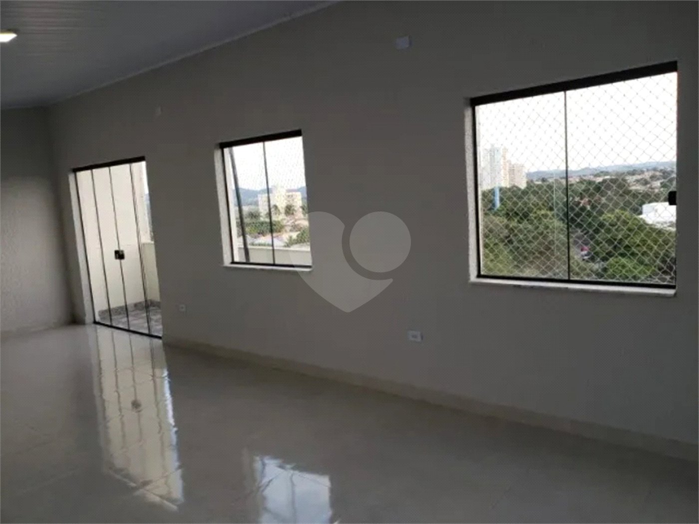Apartamento à venda com 3 quartos, sendo 1 suíte, em Bosque dos Eucaliptos, São José dos Campos, SP