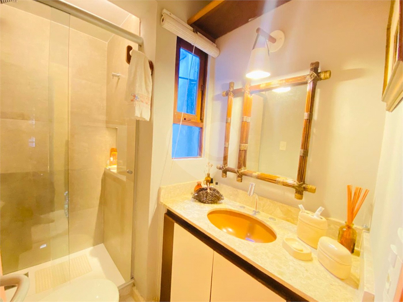 Condomínio à venda com 2 quartos, sendo 1 suíte, em Geribá, Armação dos Búzios, RJ