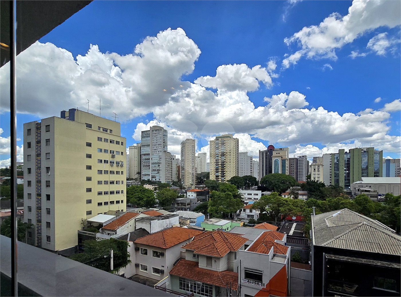 Apartamento à venda com 5 quartos, sendo 4 suítes, em Santa Cecília, São Paulo, SP