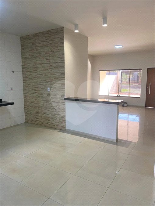 Casa à venda com 4 quartos, sendo 1 suíte,  em Jardim Europa, Dourados, MS
