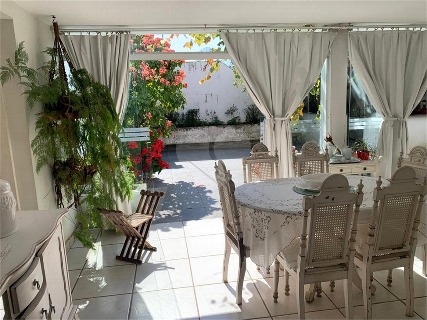 Casa à venda com 4 quartos, sendo 2 suítes,  em Tremembé, São Paulo, SP