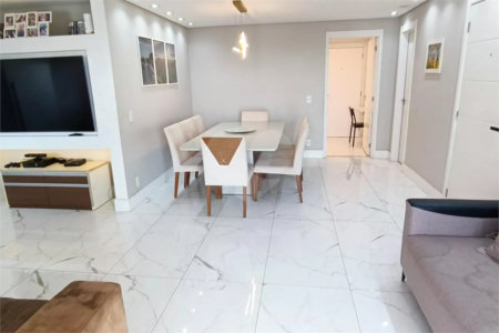 Apartamento à venda com 3 quartos, sendo 1 suíte,  em Jardim Vazani, São Paulo, SP