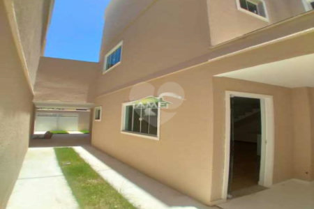 Casa à venda com 2 quartos, sendo 1 suíte, em Campo Grande, Rio de Janeiro, RJ
