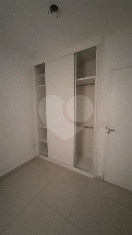 Casa em condomínio à venda com 2 quartos em Parque Vitória, São Paulo, SP