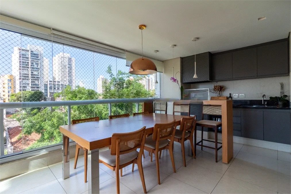 Apartamento à venda com 3 suítes em Água Branca, São Paulo, SP