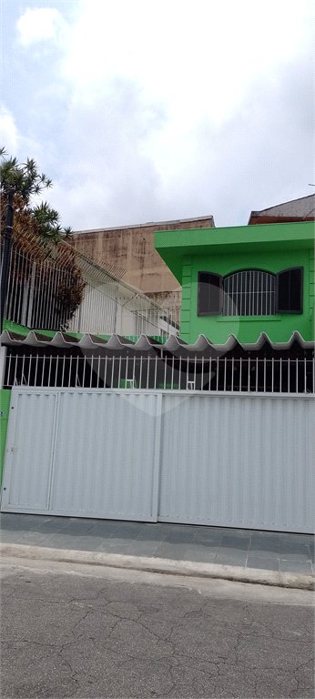 Sobrado à venda com 2 quartos em Jardim Itacolomi, São Paulo, SP