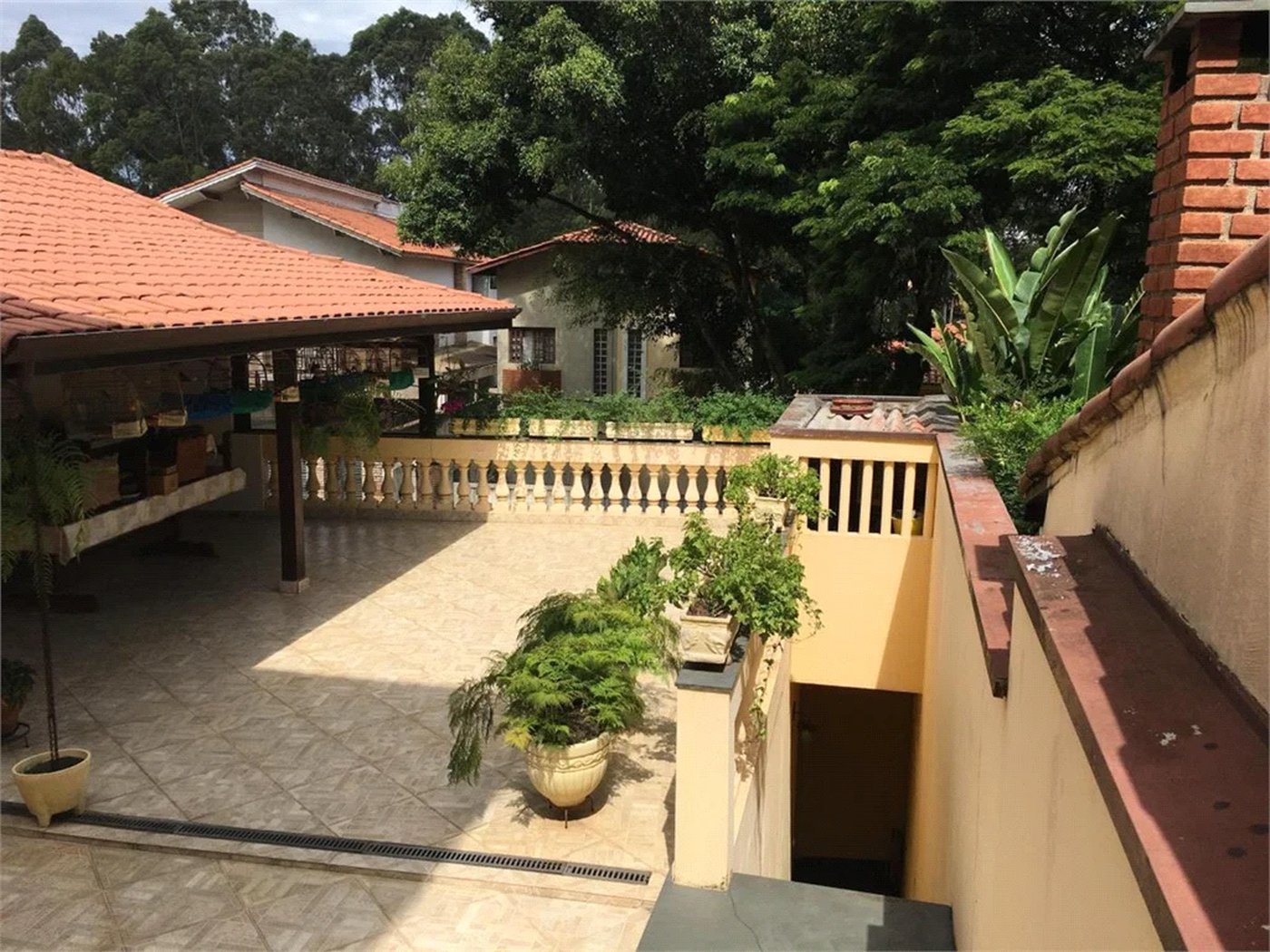 Casa à venda com 4 quartos, sendo 2 suítes, em Vila Suzana, São Paulo, SP