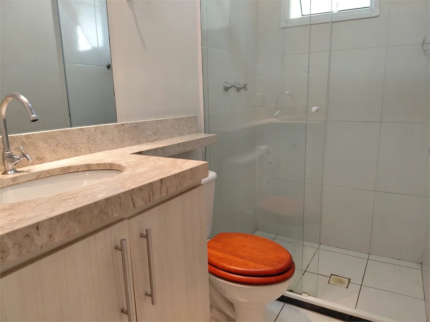 Apartamento à venda com 3 quartos, sendo 1 suíte, em Lapa, São Paulo, SP