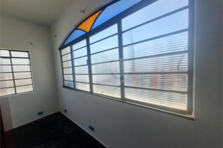 Casa à venda com 3 quartos, sendo 1 suíte, no Centro, Vinhedo, SP