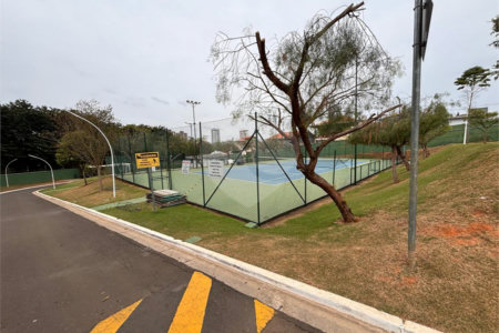 Casa à venda com 3 suítes no condomínio Residencial Maria Dulce, Indaiatuba - SP
