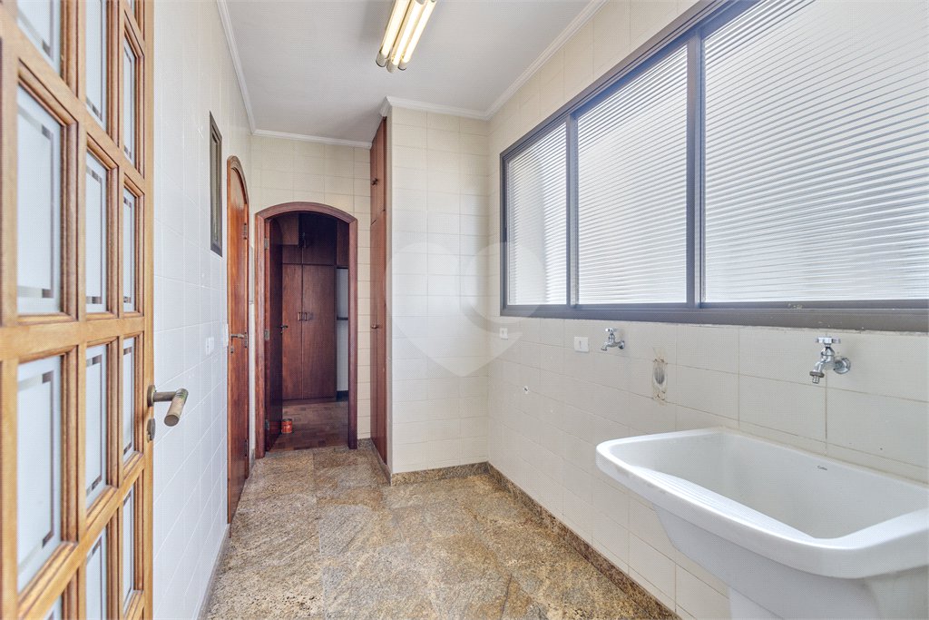 Apartamento à venda com 2 quartos, sendo 1 suíte, em Campo Belo, São Paulo, SP