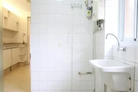 Apartamento à venda com 3 quartos, sendo 2 suítes,  em Paraíso do Morumbi, São Paulo, SP