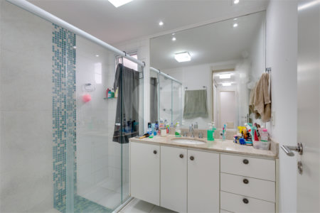 Apartamento à venda com 4 quartos, sendo 2 suítes, em Santo Amaro, São Paulo, SP