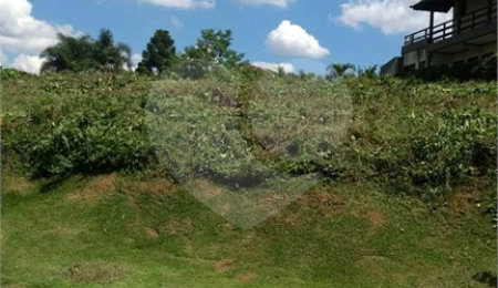 Terreno à venda no condomínio Suíça da Cantareira, Mairiporã - SP