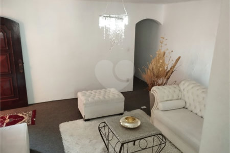 Sobrado à venda com 4 quartos, sendo 2 suítes, em Santa Teresinha, São Paulo, SP