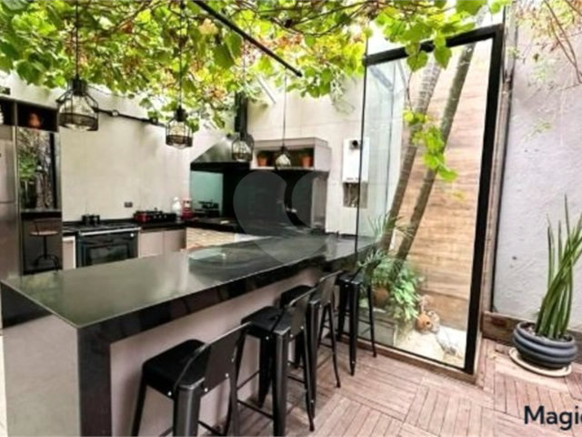 Casa à venda com 4 quartos, sendo 3 suítes,  em Vila Prudente, São Paulo, SP