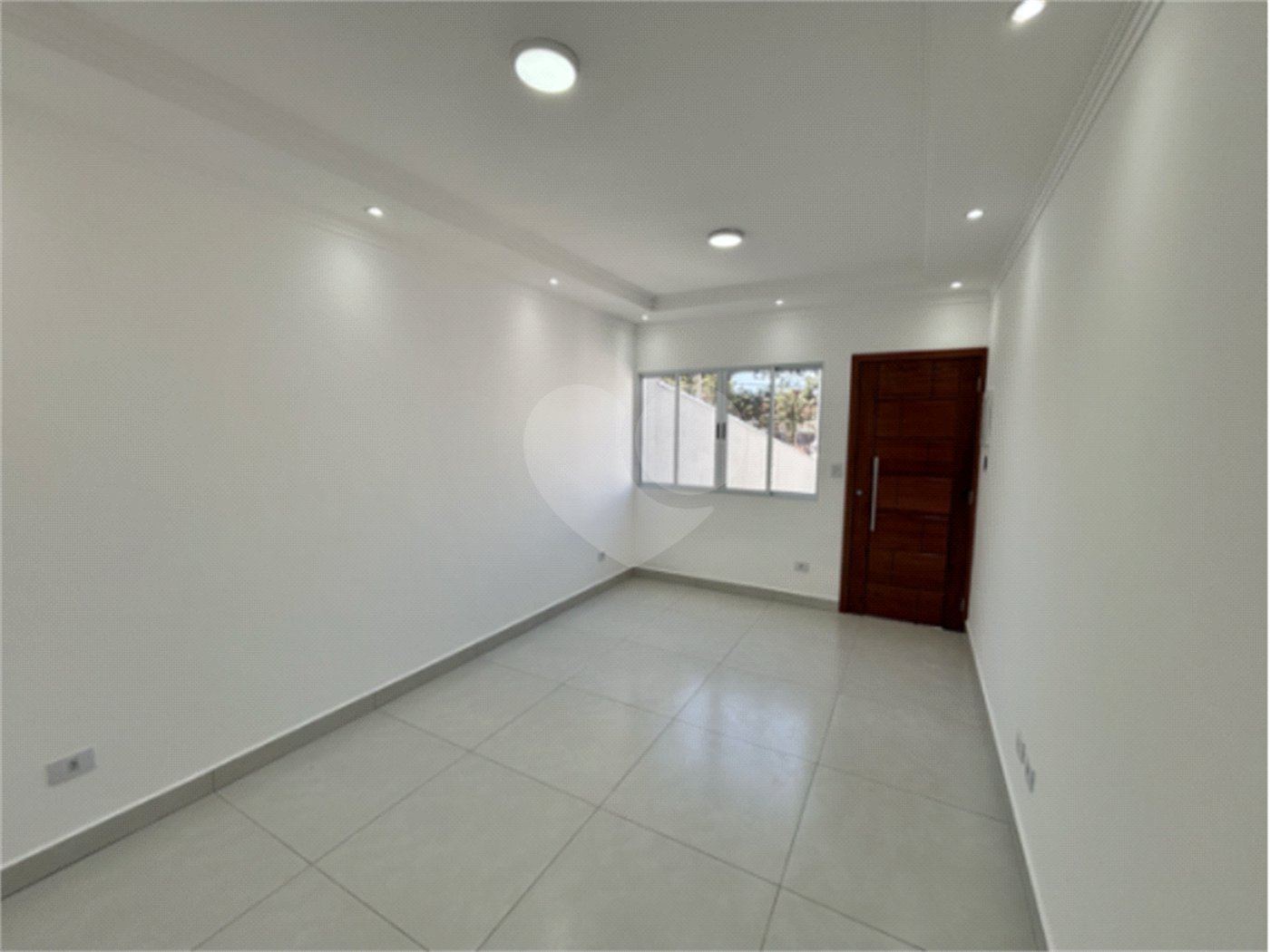 Sobrado à venda com 3 quartos, sendo 1 suíte, em Jardim Líbano, São Paulo, SP