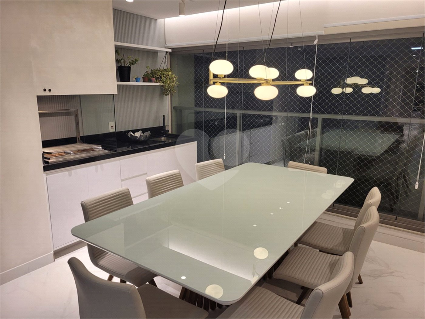 Apartamento à venda com 3 suítes em Indianópolis, São Paulo, SP