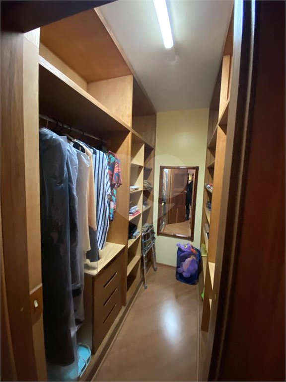 Apartamento à venda com 4 quartos, sendo 2 suítes, em Pinheiros, São Paulo, SP