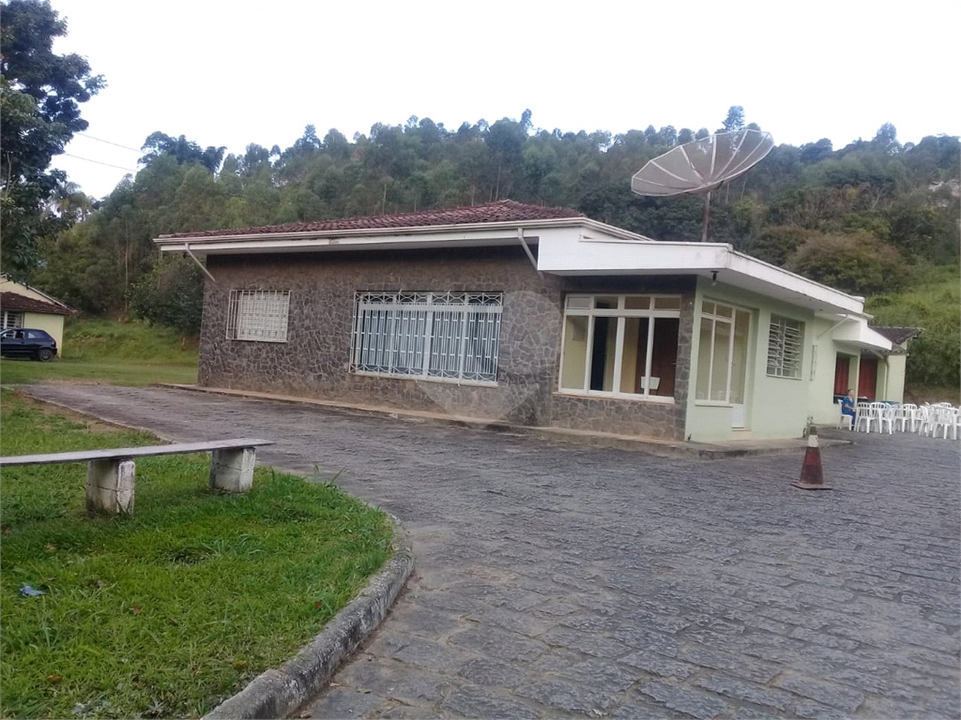 Casa à venda com 4 quartos, sendo 1 suíte, em Rio Acima, Mairiporã, SP