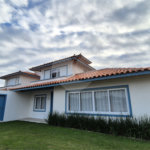 Casa em condomínio à venda com 5 quartos, sendo 4 suítes, em Manguinhos, Armação dos Búzios, RJ